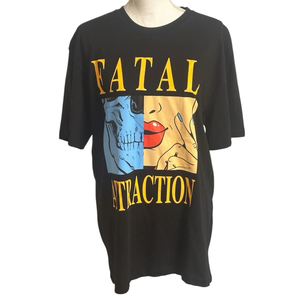 Fashion Nova Men Brooklyn Vertical Fatal Attractions Black Graphic T-shirt NWOT